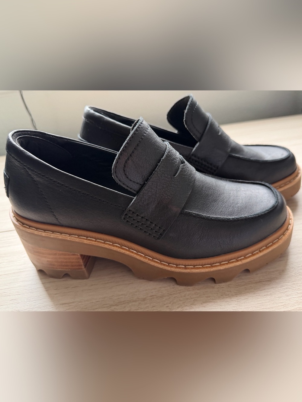 Sorel Joan City Now Loafer Black Leather Chunky Platform: RARE size/color